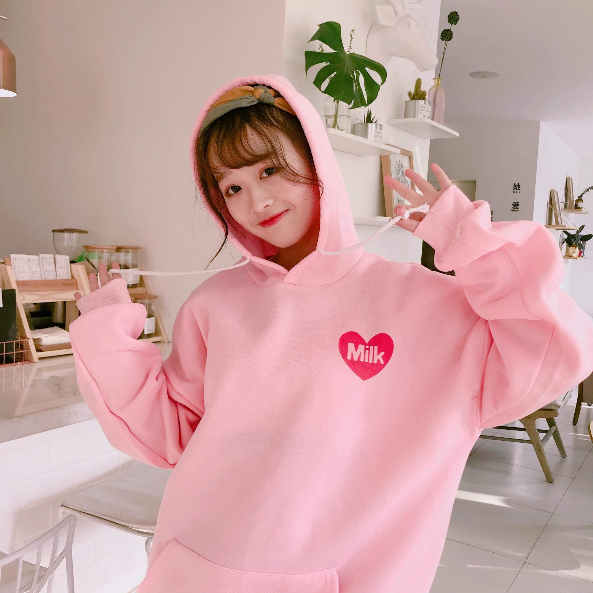 2017 New Fashion Cute Cartoon Printed Back Velvet Thick Hooded Long Sleeve Female Sweatshirts