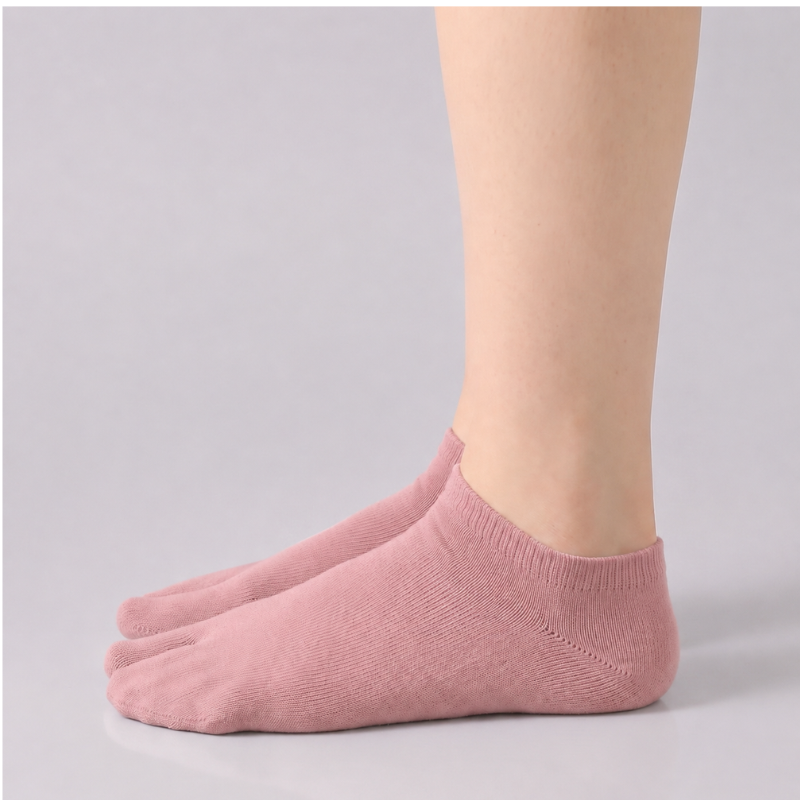 No-Show Tabi Socks
