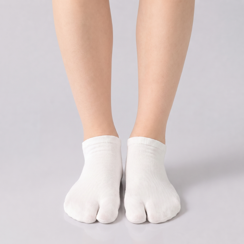 No-Show Tabi Socks