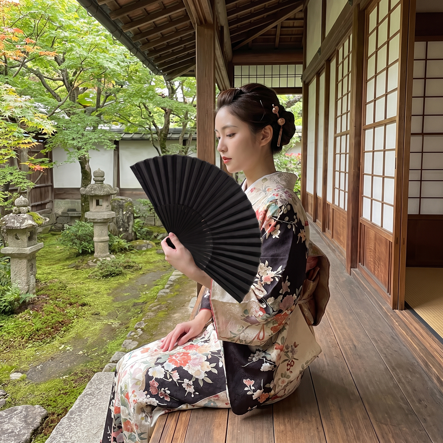 Chinese Style Black Fan