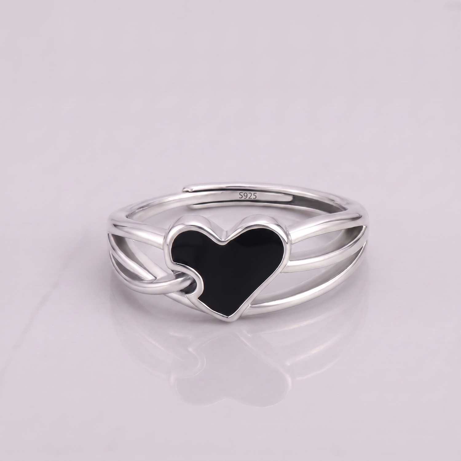 Women’s Silver Heart Ring