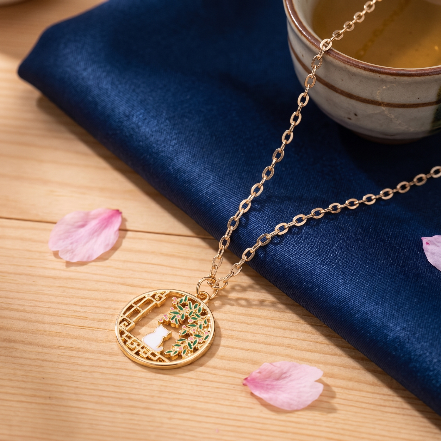 Japanese Cat Lover Necklace