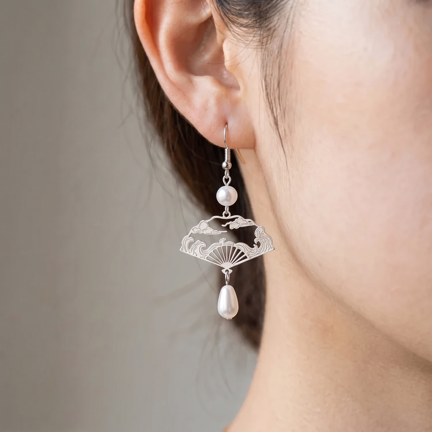 Chinese Style Folding Fan Earrings