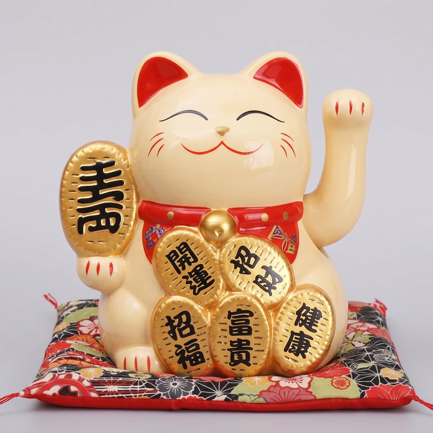 Maneki Neko Japanese Lucky Cat