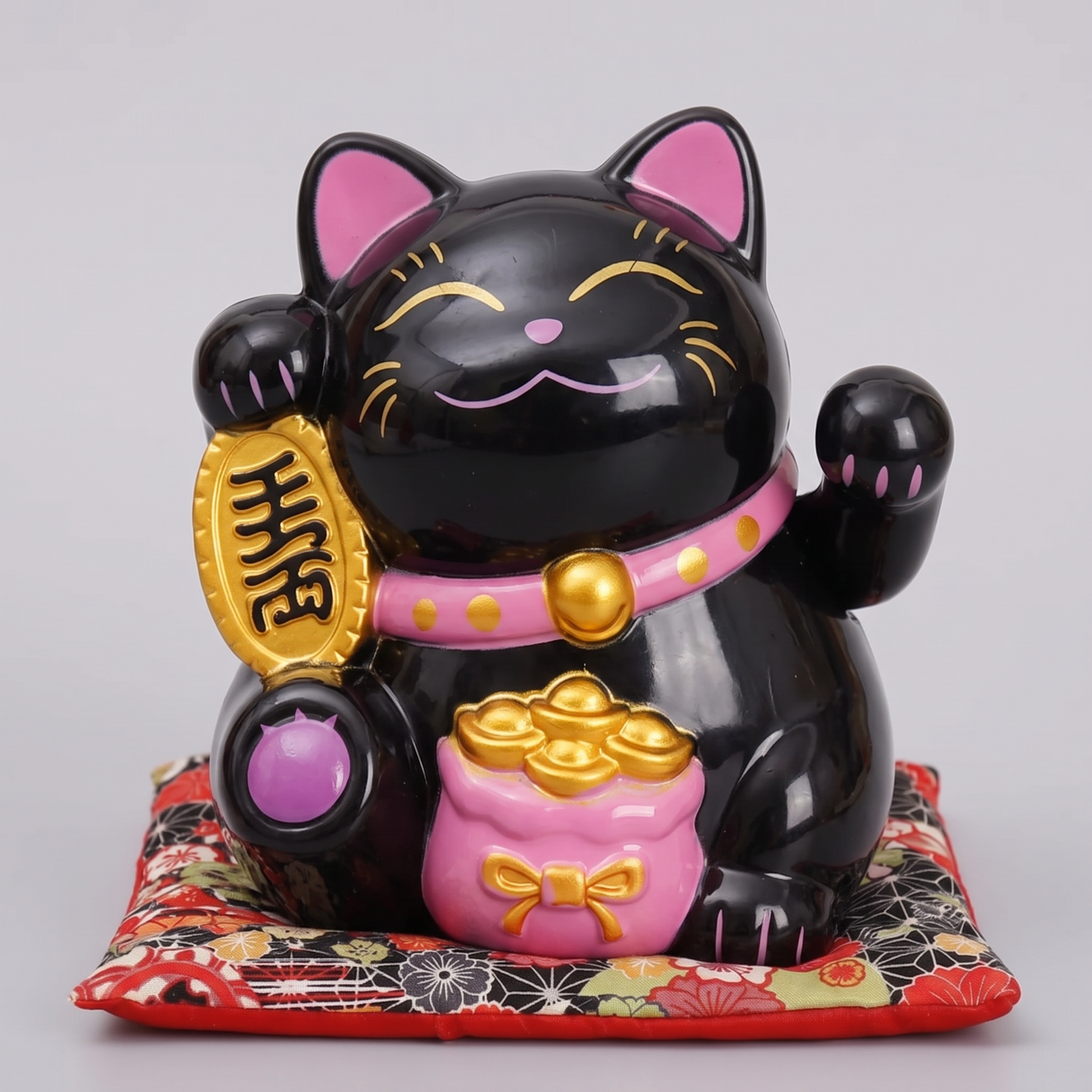 Black Maneki Neko Cat