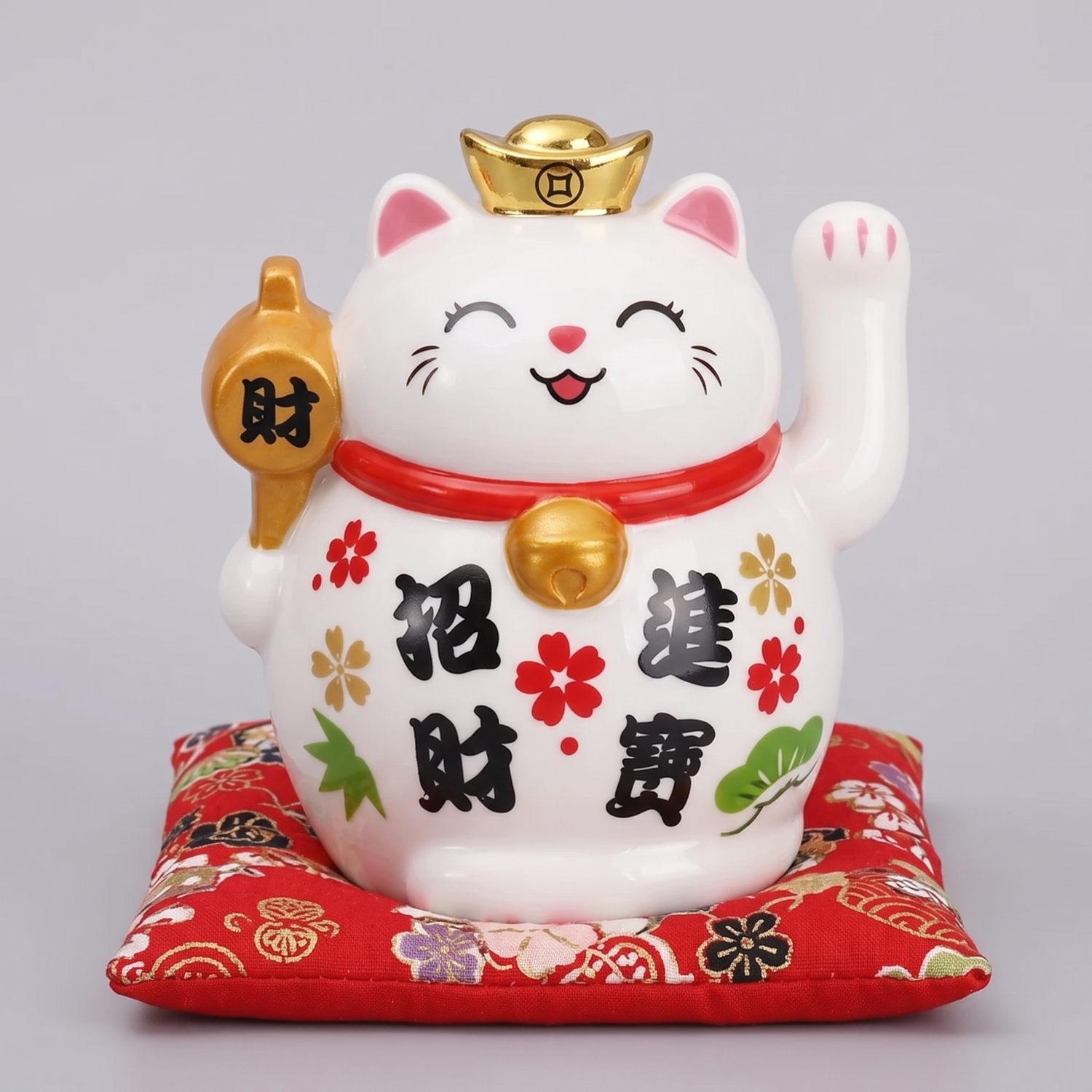 Maneki Neko Lucky Cat Statue