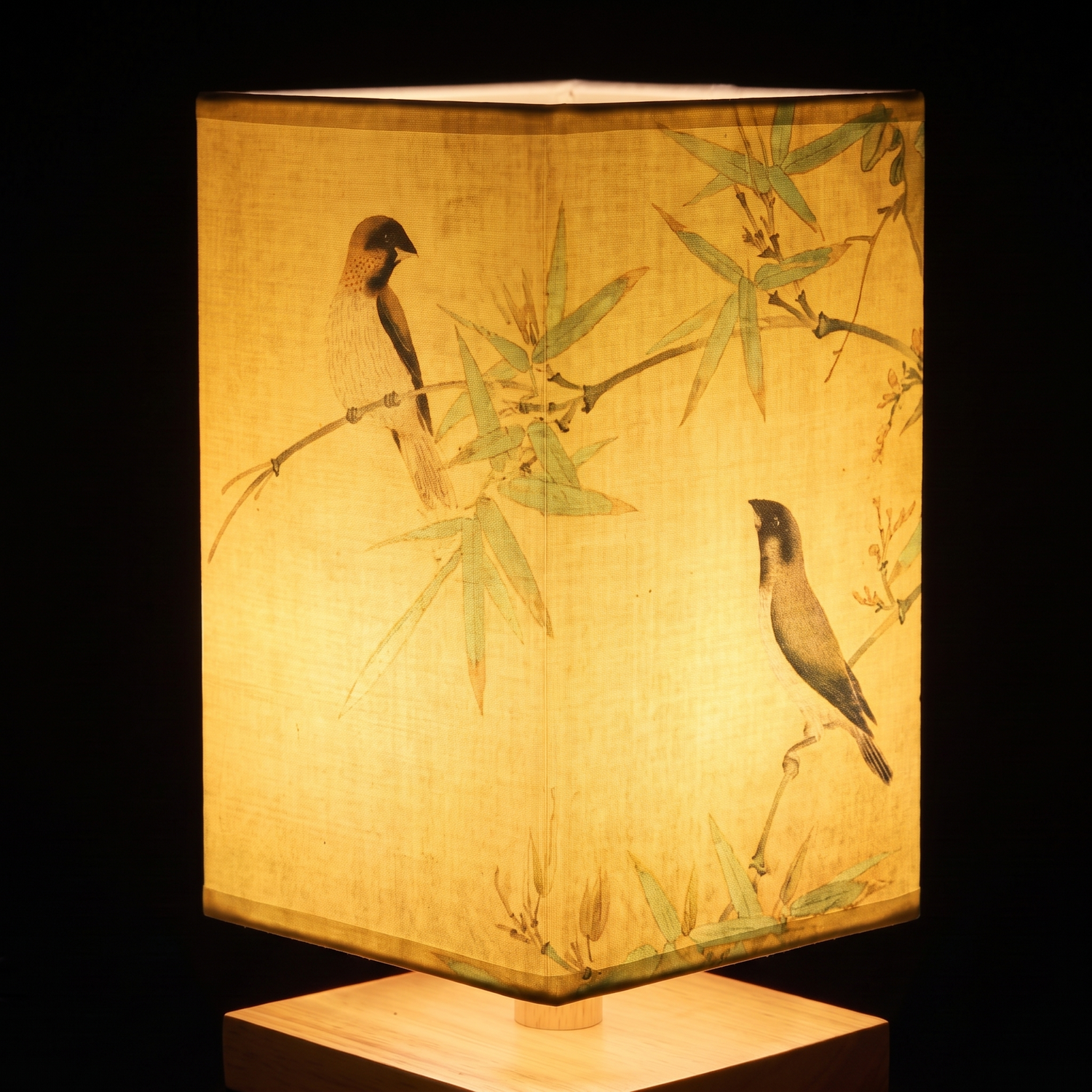 Vintage Chinese Table Lamp