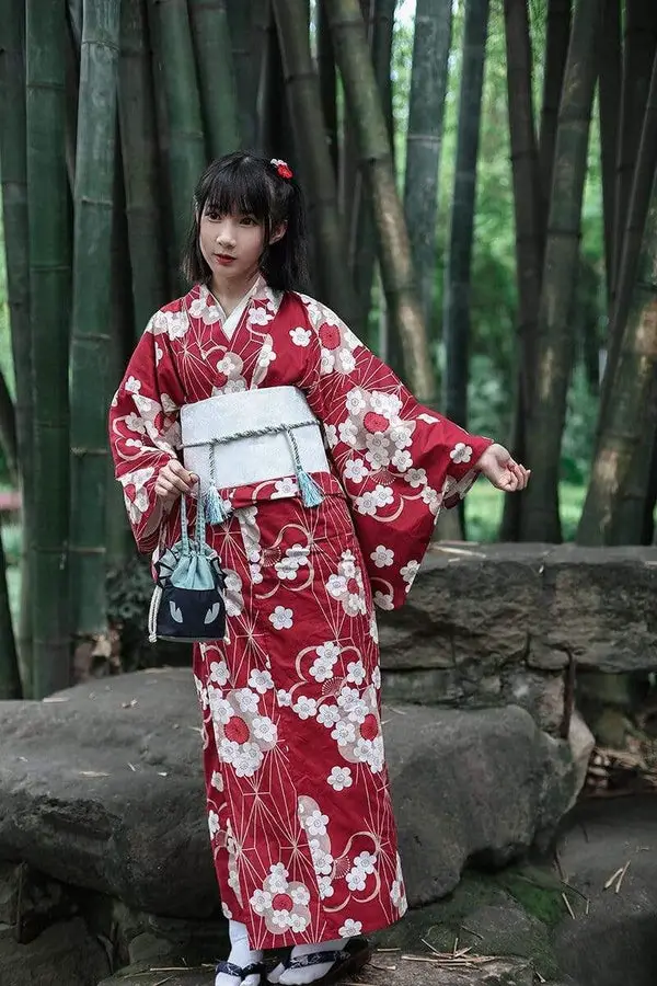 Traditional Sakura women's Kimono | Japanese Temple
